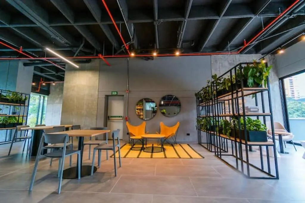 メデジンModern Studio, Poblado, Coworking, A/C, Gym 1411アパートメント アパート